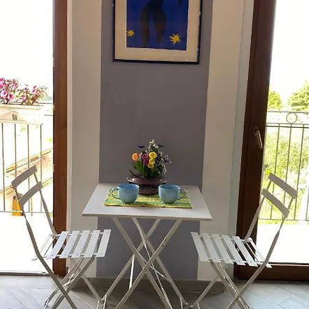 Loft Con Terrazza Vista Golfo E Colline Lägenhet